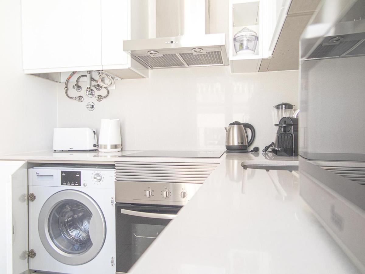 Baixa Chiado 2 Bedroom Duplex Apt With Ac Elevator Lisboa Ngoại thất bức ảnh